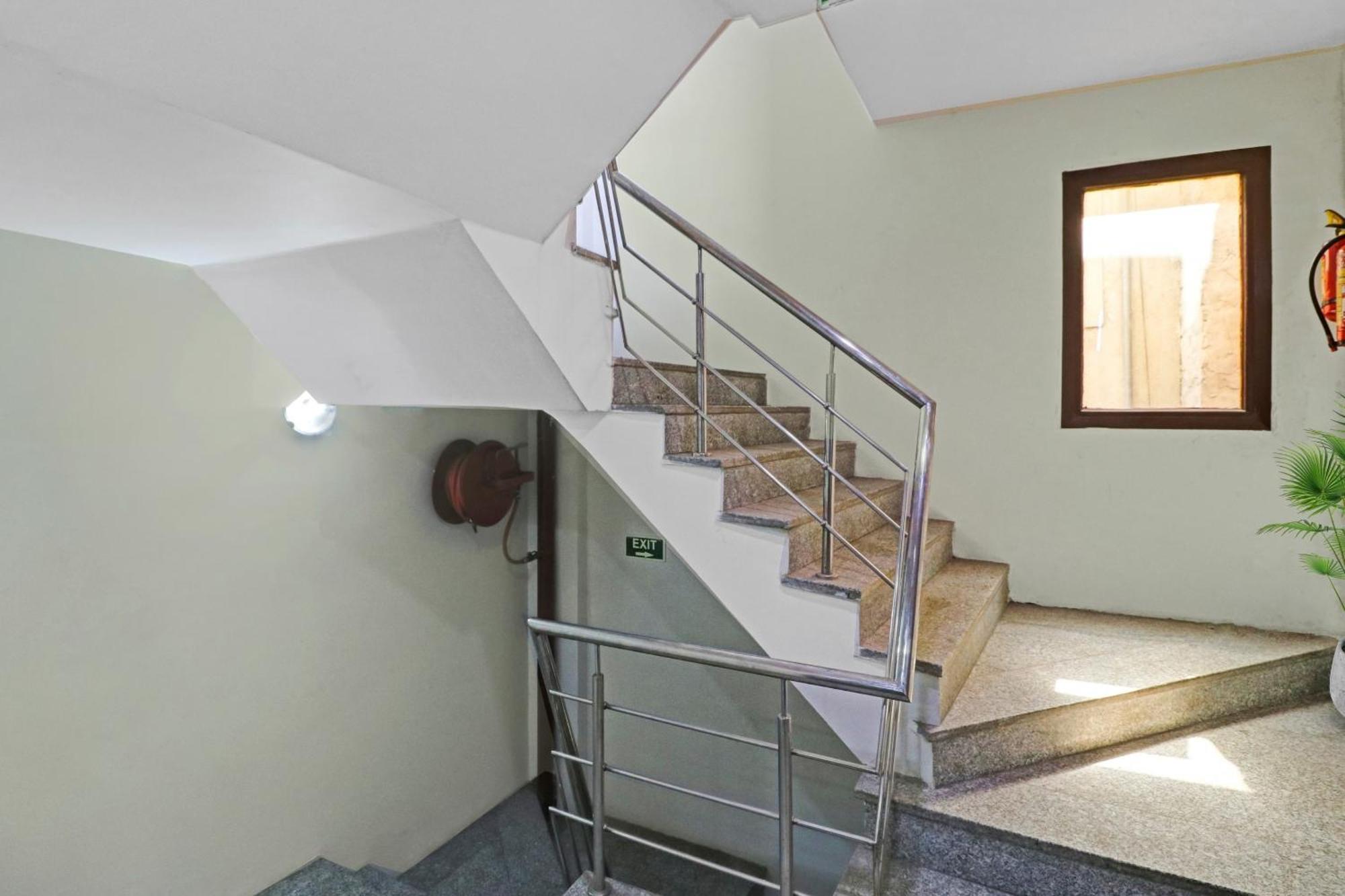 Hotel Stay House Nuova Delhi Esterno foto
