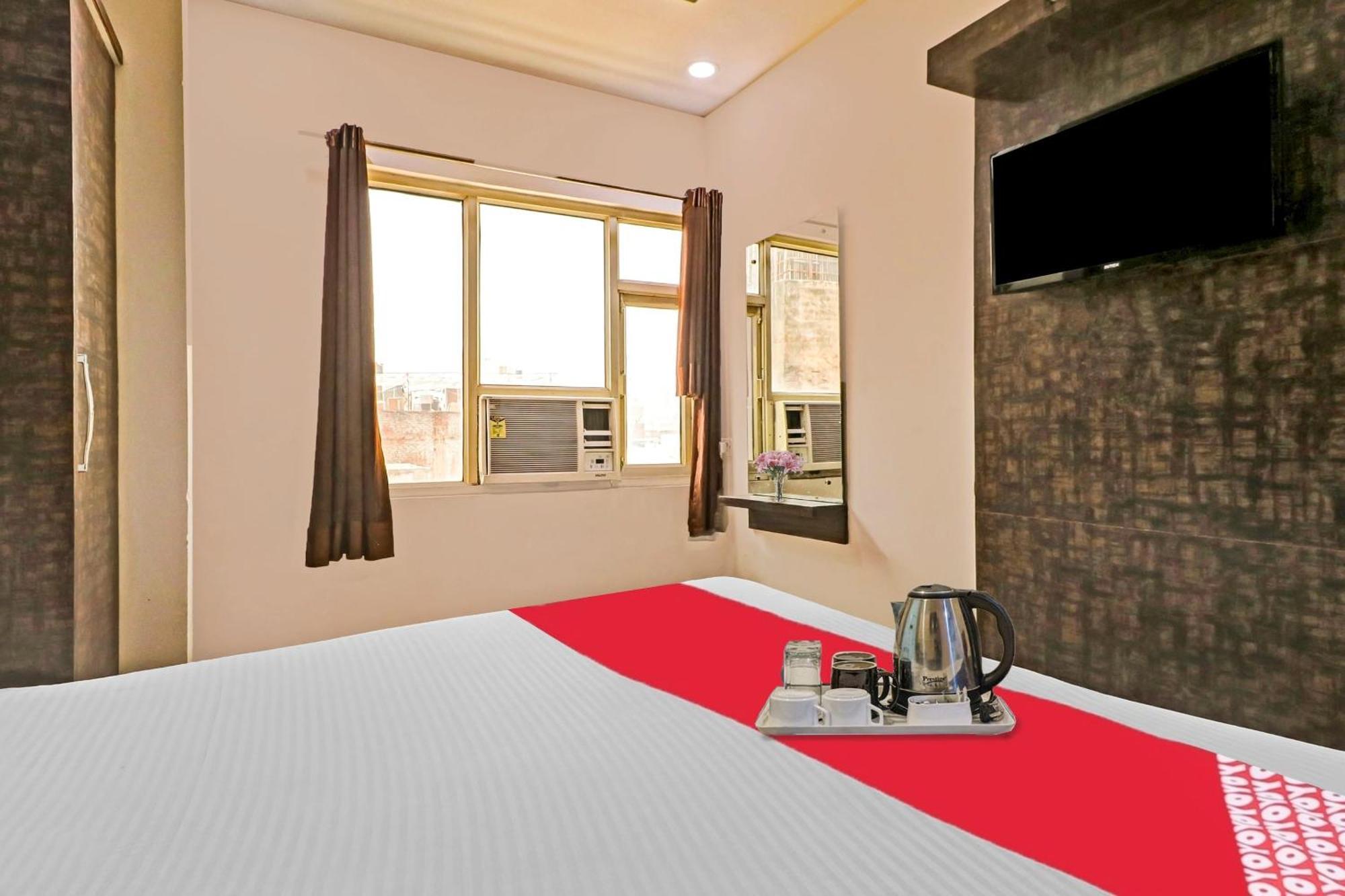 Hotel Stay House Nuova Delhi Esterno foto