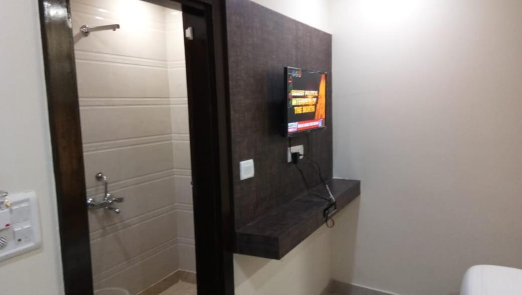 Hotel Stay House Nuova Delhi Esterno foto